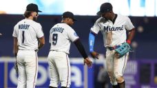 MLB Roundup: Marlins beat Twins to extend win streak to eight