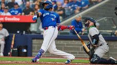 Blue Jays aim to sweep Yankees and take division lead