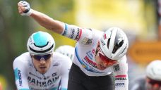 Belgian rider Merlier wins third stage of Tour de France, Pogacar finishes safely