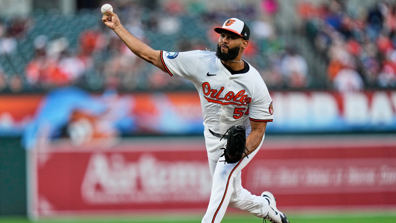 Blue Jays erwerben Seranthony Dominguez von den Orioles