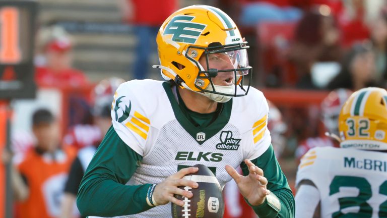 Edmonton Elks quarterback Cody Fajardo during a CFL football game against the Calgary Stampeders in Calgary, Ab. on May 24, 2025. (Larry MacDougal/CP)
