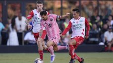 Inter Miami rallies to beat Necaxa on penalty kicks in Leagues Cup after Messi exits with injury