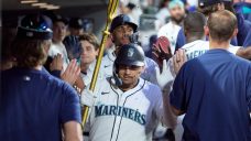 Mariners’ Josh Naylor exits after at-bat in third inning vs. White Sox