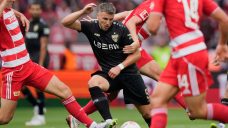 Bundesliga Roundup: Stuttgart squeezes past Eintracht Braunschweig