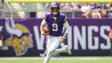 J.J. McCarthy leads scoring drive in brief return for Vikings in win