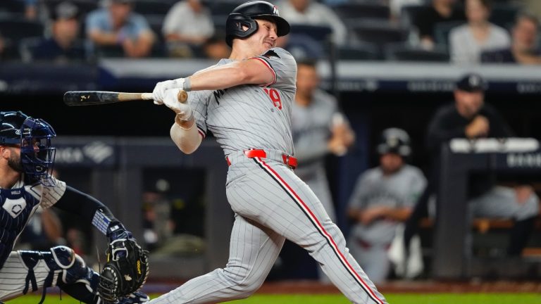 Minnesota Twins' Alan Roden hits a single during the fifth inning of a baseball game against the New York Yankees, Wednesday, Aug. 13, 2025, in New York. (AP/Yuki Iwamura)