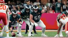 Eagles’ Landon Dickerson serves beers while recovering from knee surgery