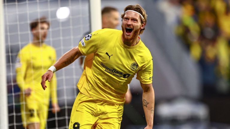 Bodo Glimt's Kasper Høgh celebrates after scoring a goal against Sturm Graz during a UEFA Champions Leauge soccer match, Wednesday, Aug. 20, 205, in Bodo, Norway. (Mats Torbergsen/NTB Scanpix via AP)
