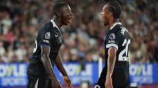 Chelsea outclasses West Ham in Premier League without injured Palmer