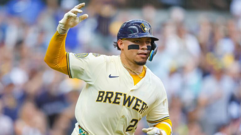 Milwaukee Brewers' William Contreras reacts after his two-run single against the Pittsburgh Pirates during the sixth inning of a baseball game, Wednesday, Aug. 13, 2025, in Milwaukee. (Jeffrey Phelps/AP)