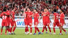 Premier League Preview: Can any club topple Liverpool for title?