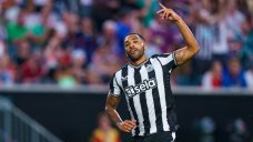 Callum Wilson ends Newcastle stay by signing for Premier League rival West Ham