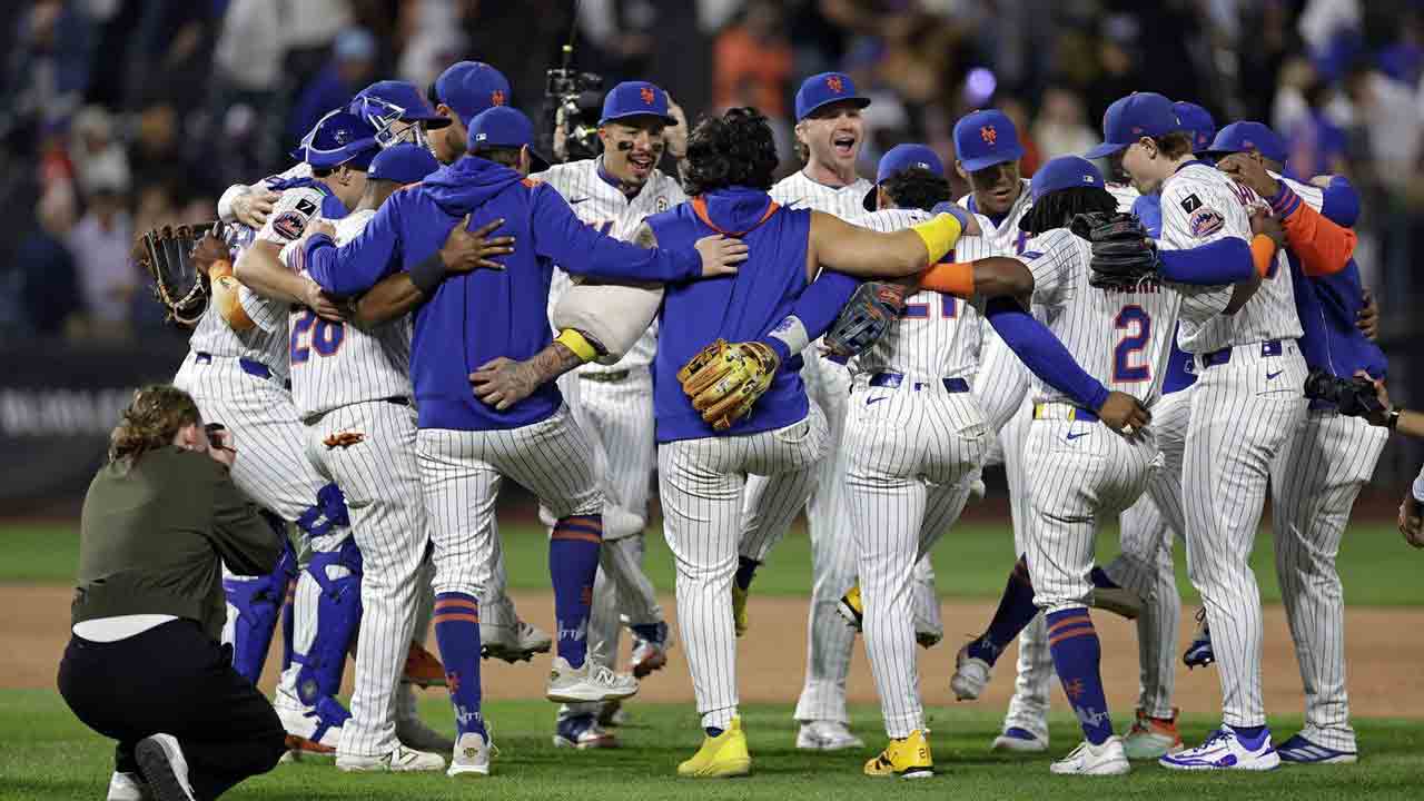 Baty leads power surge as Mets beat Padres in series opener