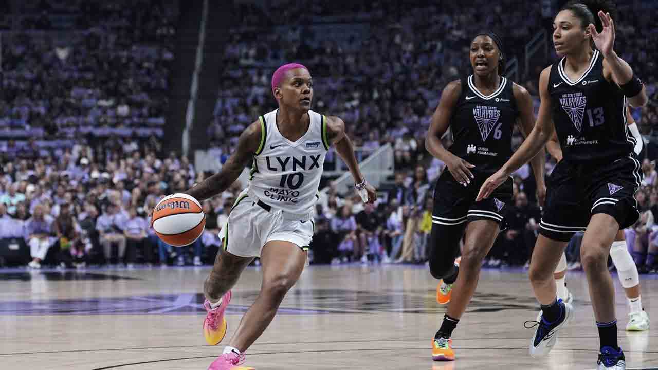 Lynx rally from down 17 to complete sweep of Valkyries in WNBA playoffs