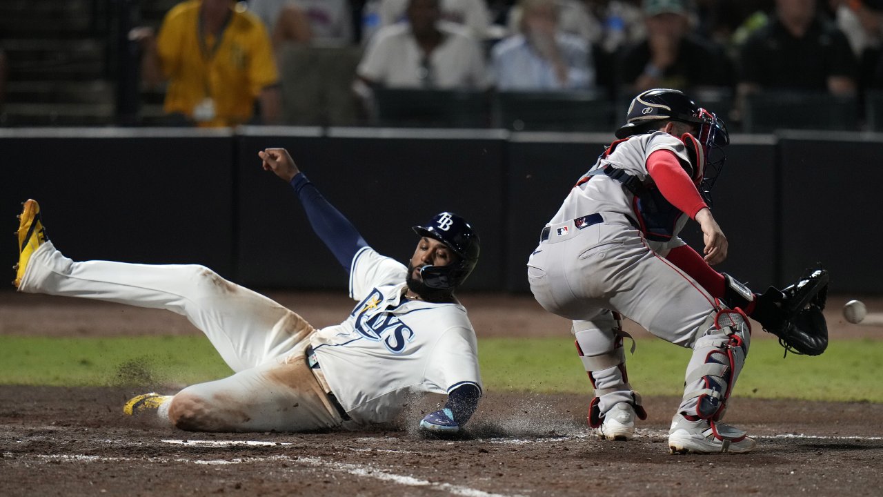 Lowe hits 30th homer as Rays beat Red Sox to finish 41-40 at Steinbrenner Field