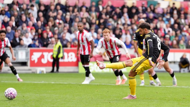 Manchester United's Bruno Fernandes misses a penalty during the English Premier League soccer match between Brentford and Manchester United at the Gtech Community Stadium, London, Saturday, Sept. 27, 2025. (Maja Smiejkowska/PA via AP)