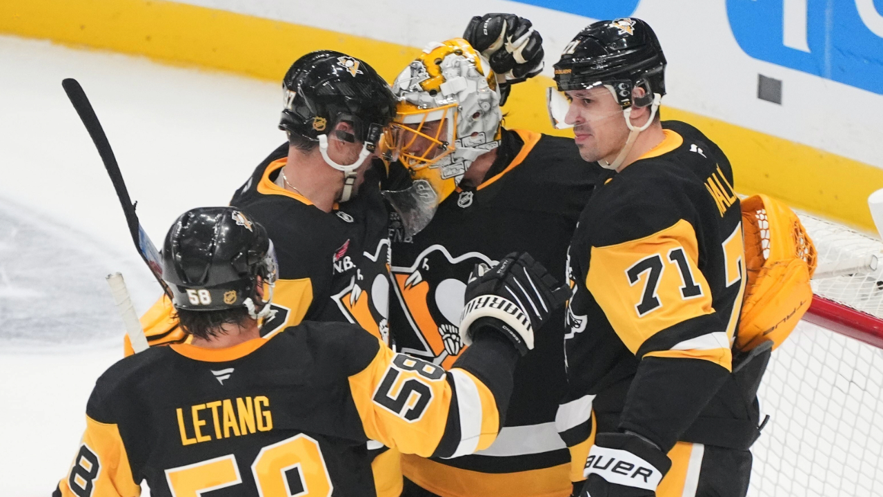 Marc-Andre Fleury receives emotional farewell in final game with Penguins