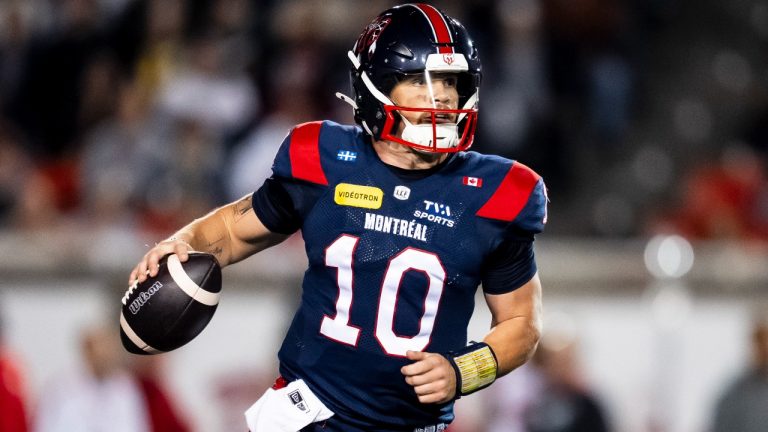 Montreal Alouettes quarterback Davis Alexander (10) runs with the ball during first half CFL action in Montreal against the Calgary Stampeders, on Friday, Sept. 26, 2025. (Christopher Katsarov/CP)