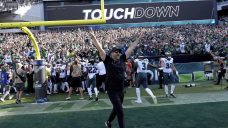 Jordan Davis seals Eagles’ thrilling win over Rams with 2nd blocked FG of 4th quarter