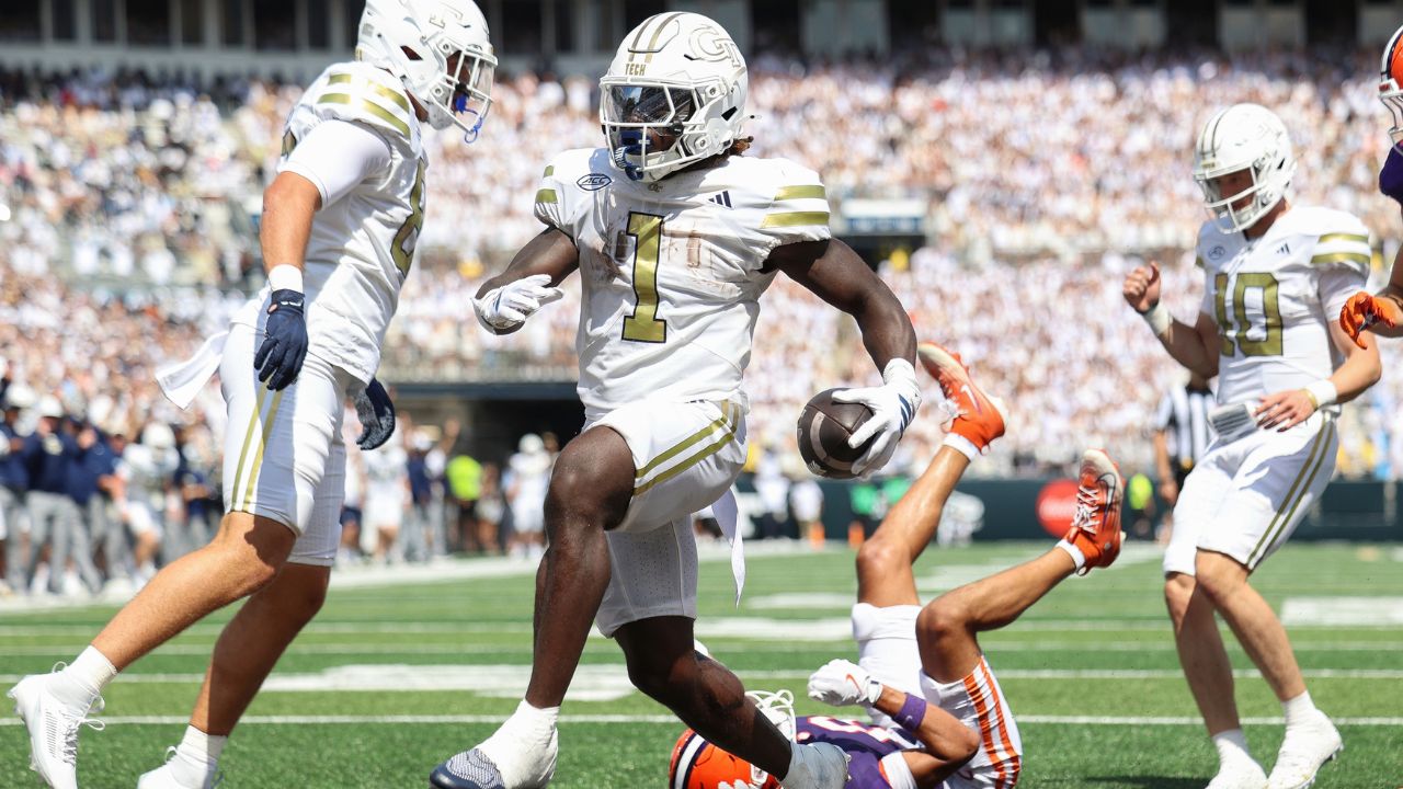Georgia Tech hits game-ending 55-yard FG to stun No. 12 Clemson