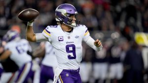 Minnesota Vikings quarterback J.J. McCarthy throws during the first half of an NFL football game against the Chicago Bears Monday, Sept. 8, 2025, in Chicago. (AP Photo/Erin Hooley)