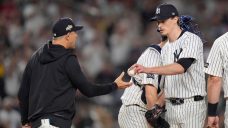 Boone defends bullpen decisions after Yankees drop Game 1