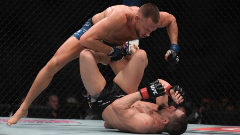 Reinier-de-Ridder-punches-Robert-Whittaker-during-a-UFC-middleweight-bout-in-Abu-Dhabi