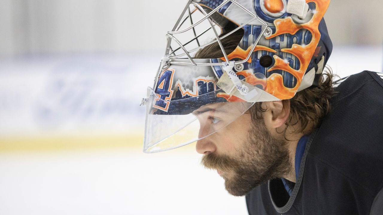 Penguins add Stuart Skinner, Brett Kulak to roster ahead of Oilers game