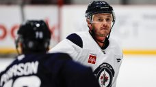 Jonathan Toews skates with hometown Jets ahead of comeback season