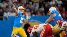 Herbert outduels Mahomes to help Chargers beat Chiefs in Brazil