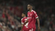 Alexander Isak upstaged by late heroics as he makes Liverpool debut in Champions League