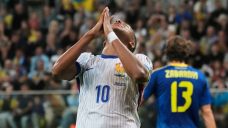 World Cup qualifying roundup: Mbappe, France beat Ukraine