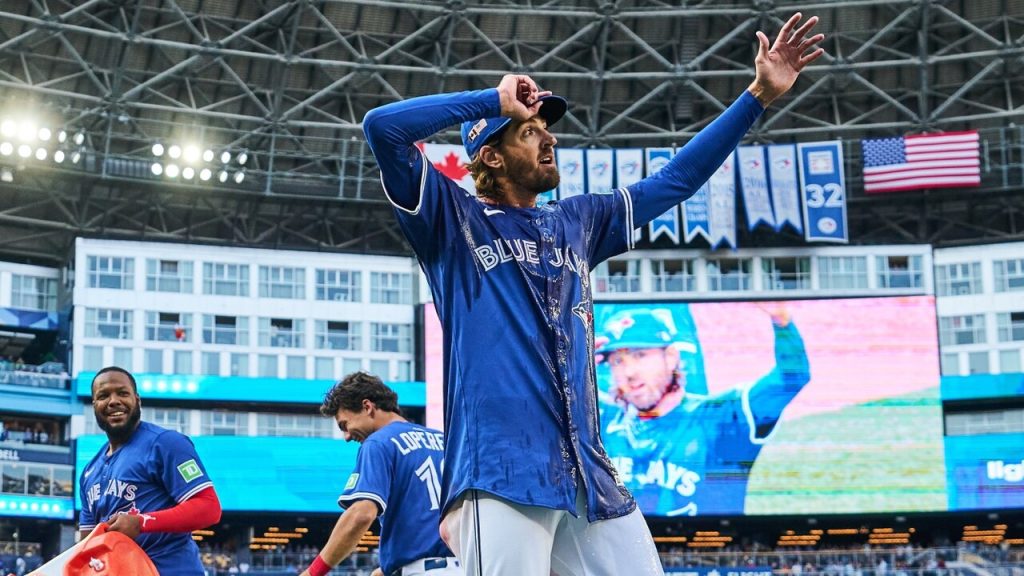 Kevin ⁤Gausman Blue Jays Thumbnail