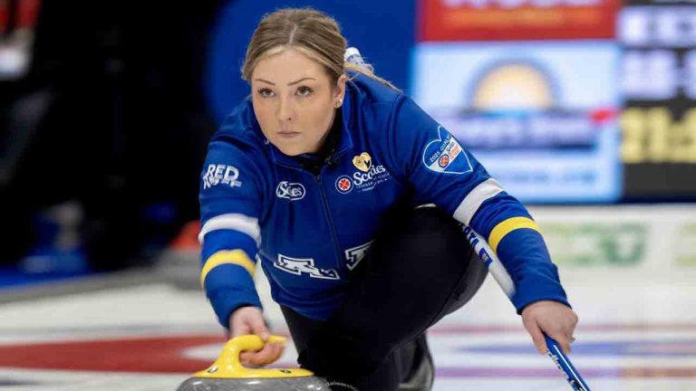 Alberta skip Selena Sturmay delivers a rock during Scotties Tournament of Hearts action against Northern Ontario in Thunder Bay, Ont. on Sunday, February 16, 2025. (Frank Gunn/CP)