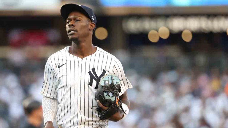 Yankees' Chisholm Jr. turns back on press after starting Game 1 on