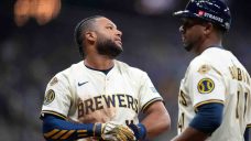 Brewers&#8217; Chourio exits vs. Dodgers with cramp, eyes Game 4 return