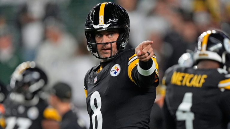 Pittsburgh Steelers quarterback Aaron Rodgers warms up before an NFL game against the Cincinnati Bengals in Cincinnati Thursday, Oct. 16, 2025. (Carolyn Kaster/AP)