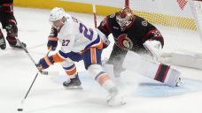 Islanders top Sens behind Lee’s late game-winner