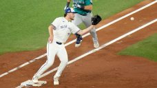 Blue Jays escape bases-loaded jam in back-to-back innings