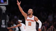NBA Roundup: Knicks down Celtics, start season 2-0