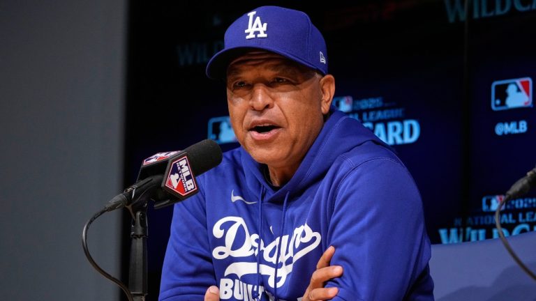 Los Angeles Dodgers manager Dave Roberts speaks during a news conference prior to baseball practice Monday, Sept. 29, 2025, in Los Angeles ahead of the Wild Card Series between the Dodgers and the Cincinnati Reds. (AP Photo/Mark J. Terrill)