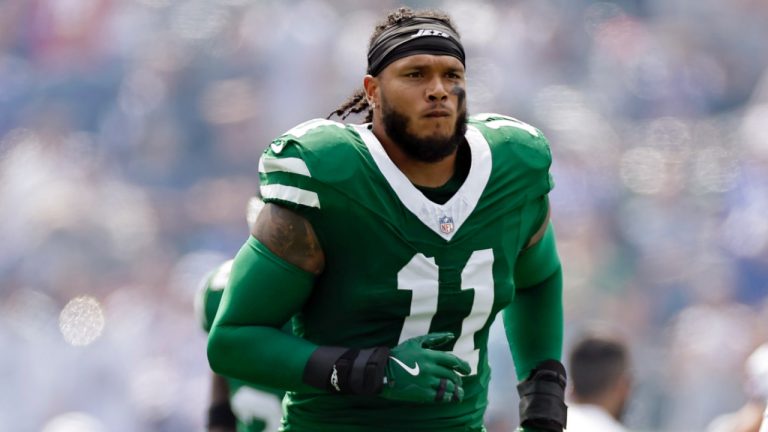 New York Jets linebacker Jermaine Johnson before an NFL game against the Buffalo Bills, Sunday, Sept. 14, 2025, in East Rutherford, N.J. (AP/Adam Hunger)