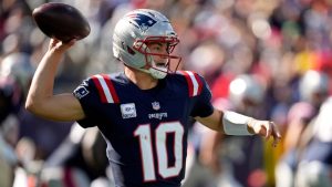 New England Patriots quarterback Drake Maye passes against the Cleveland Browns in the first half of an NFL game on Sunday, Oct. 26, 2025, in Foxborough, Mass. (AP/Charles Krupa)