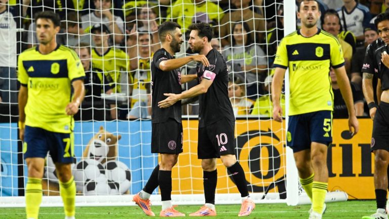 Inter Miami forward Lionel Messi (10) celebrates his goal with defender Jordi Alba, second from left, as Nashville SC midfielder Gastón Brugman (7) and defender Jack Maher (5) walk away during the second half of a MLS soccer match Saturday, Oct. 28, 2025, in Nashville, Tenn. (AP/John Amis)