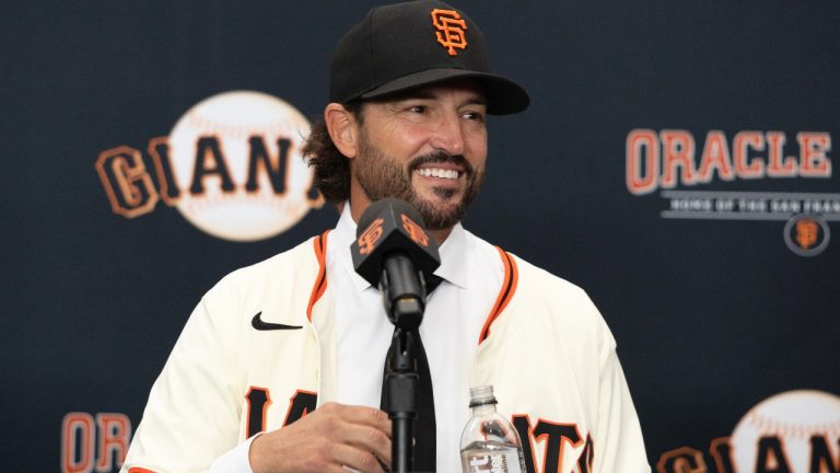 Tony Vitello is introduced as the new manager of the San Francisco Giants baseball team, Thursday, Oct. 30, 2025, in San Francisco. (AP Photo/Benjamin Fanjoy)