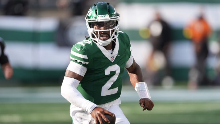 New York Jets quarterback Tyrod Taylor during a game against the Carolina Panthers, Sunday, Oct. 19, 2025, in East Rutherford, N.J. (Seth Wenig/AP)