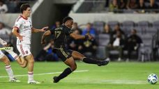Ebobisse, Amaya score as LAFC beats Toronto FC for 6th straight victory