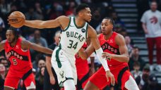 Despite Barnes flex, Bucks outmuscle Raptors in home opener