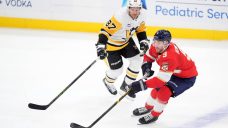 Sidney Crosby leads Penguins to win over Panthers