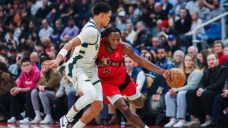 Antetokounmpo scores 31 as Bucks beat Raptors to spoil home opener